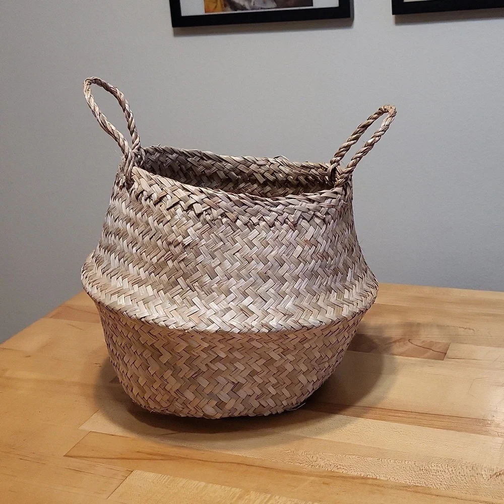 Hand Woven Storage Basket Medium NWT